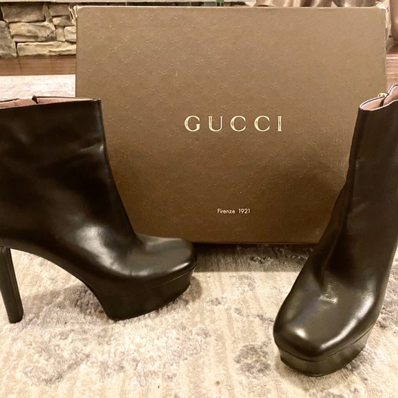 gucci boots poshmark